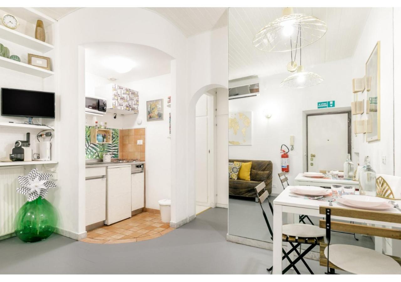 Pied-à-terre DomuSuite Rhome Colosseo Rome Extérieur photo